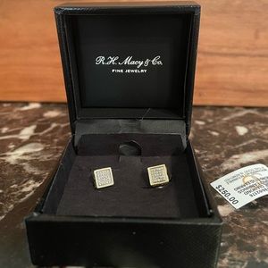 Diamond Square Cluster Stud Earrings in Gold Plated Sterling Silver(1/6 ct. t.w)